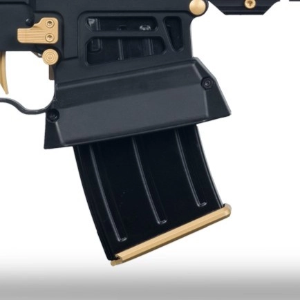 Ergonomia AR-15 i przewaga magazynków pudełkowych